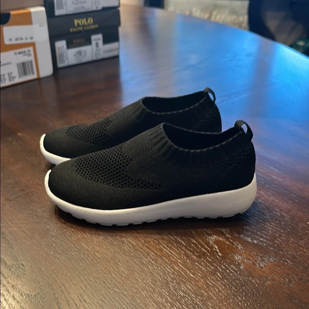 GAP Kids Slip On Sneakers Black Toddler Size 12 Lightweight